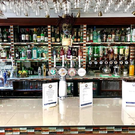 Riviera Lodge Hotel ทอร์คิ ภายนอก รูปภาพ