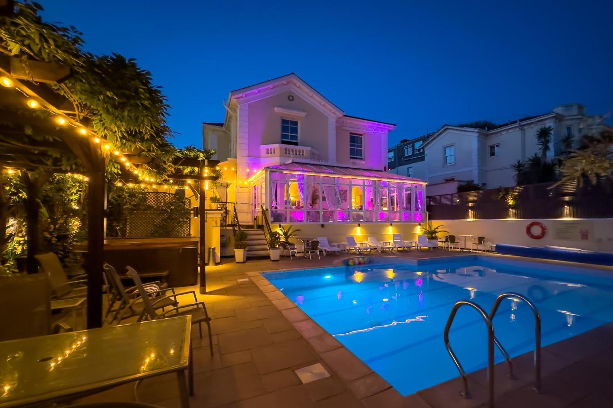 Riviera Lodge Hotel ทอร์คิ ภายนอก รูปภาพ