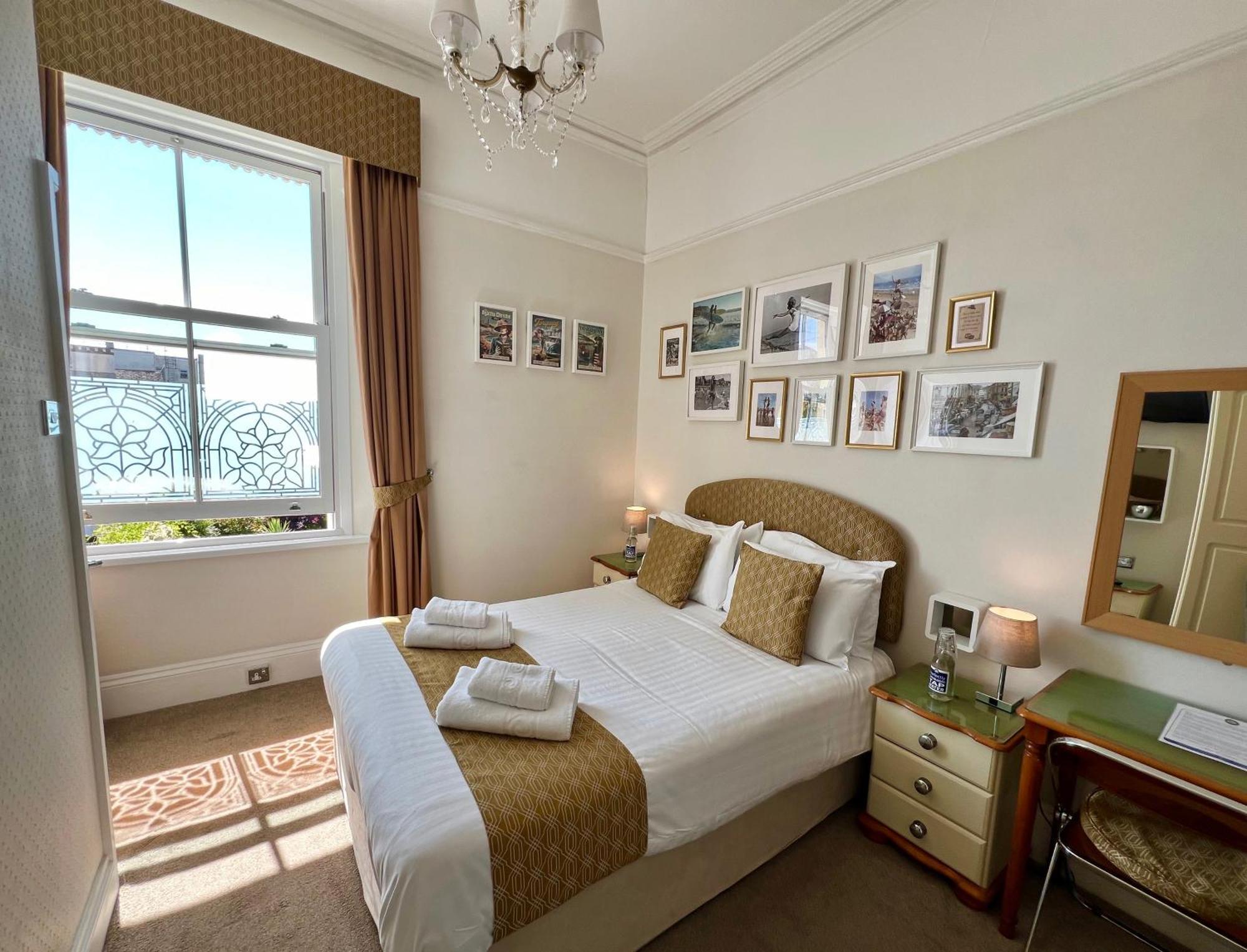 Riviera Lodge Hotel ทอร์คิ ภายนอก รูปภาพ